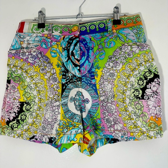 Versace Barocco Mosaic Printed Jean shorts Size 29 with a bit of stretch - Picture 1 of 11